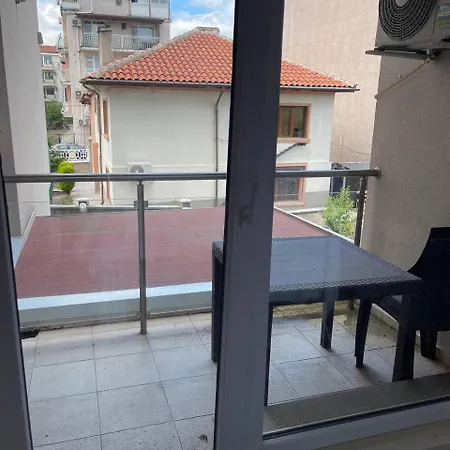 Apartment Burgas, Sarafovo 2 Bedrooms And Living Burgas